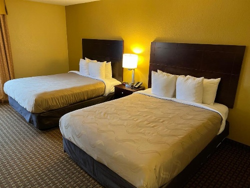 Quality Inn Des Moines image 35