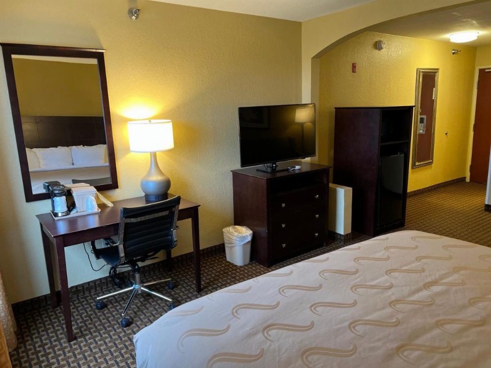 Quality Inn Des Moines Image 38