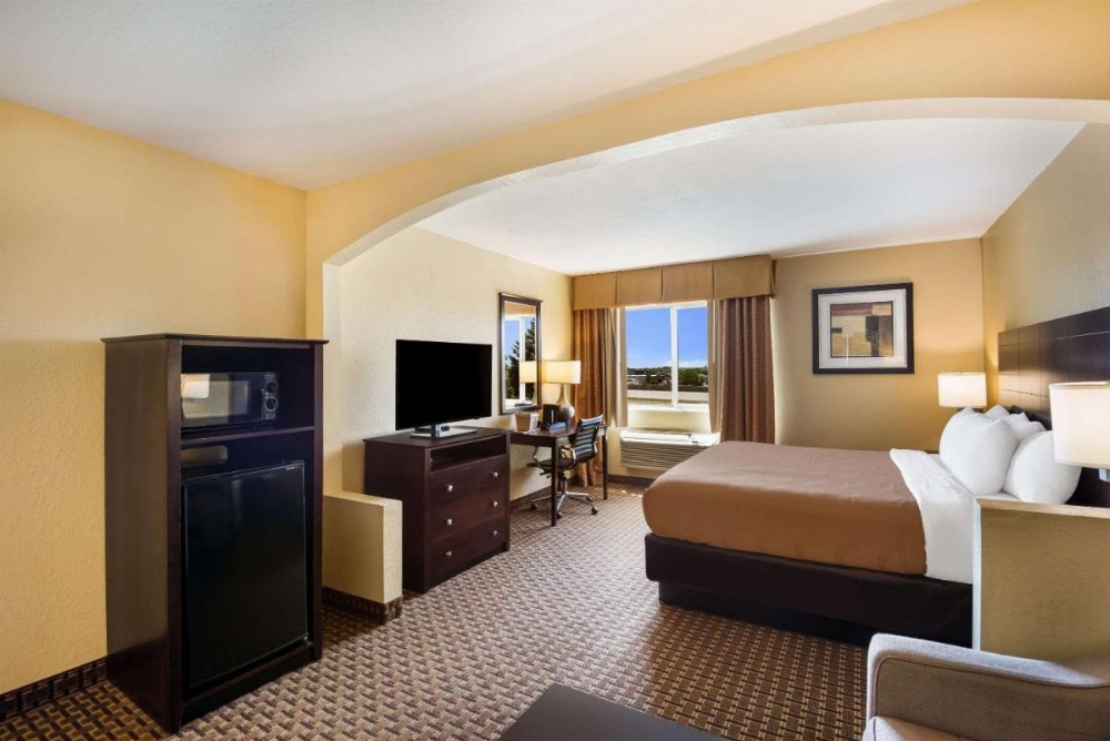 Quality Inn Des Moines Image 6